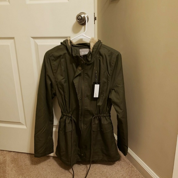 Olive colored jacket - Picture 2 of 2